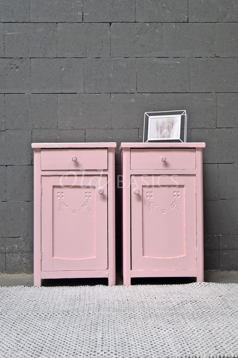 Detail van Set nachtkastjes, roze, materiaal hout